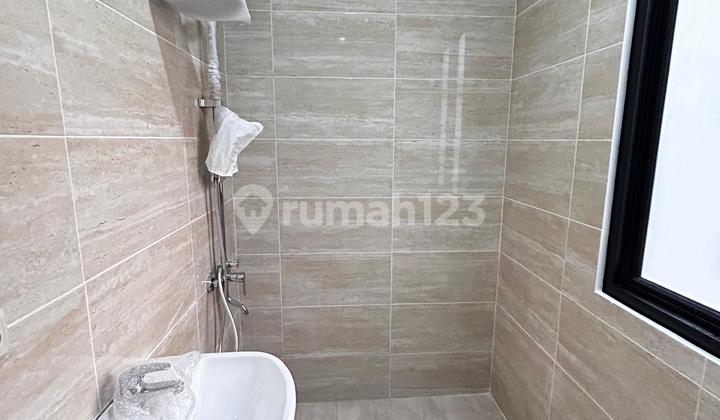 Dijual Rumah Siap Huni Di Kota Wisata 2