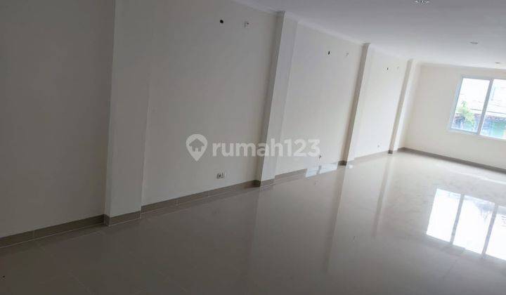 Asli bagus!! Ruko baru di karang tengah jln. Raden saleh Boulevard UK 5x29m2 3 lantai tangerang 11
