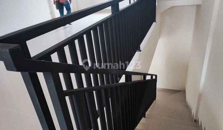 Asli bagus!! Ruko baru di karang tengah jln. Raden saleh Boulevard UK 5x29m2 3 lantai tangerang 20