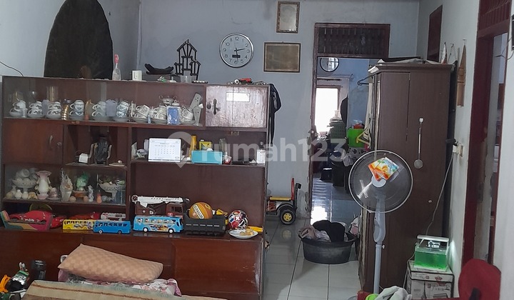 Old House + Active Boarding Location at Kali Baru, Pasar Senen 2