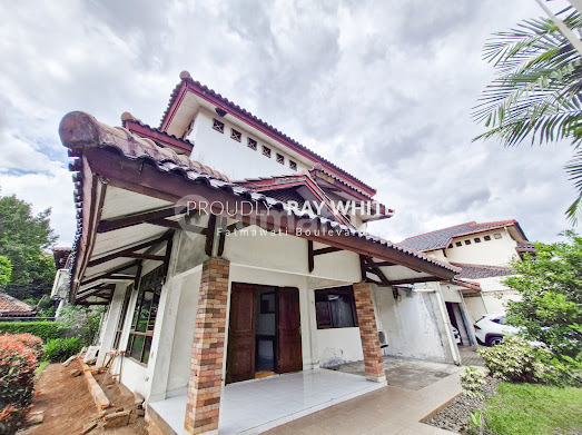 Rumah Dengan Tanah Luas Area Cilandak Dekat Citos