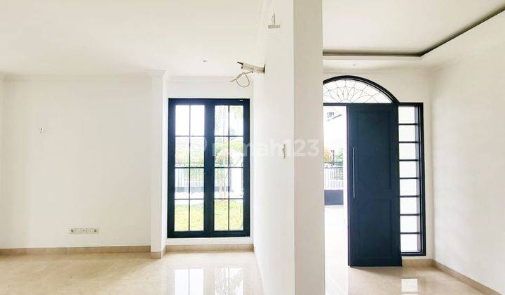 Rumah Baru Bergaya Scandinavian Dlm Komplek di Lebak Bulus , Jakarta Selatan