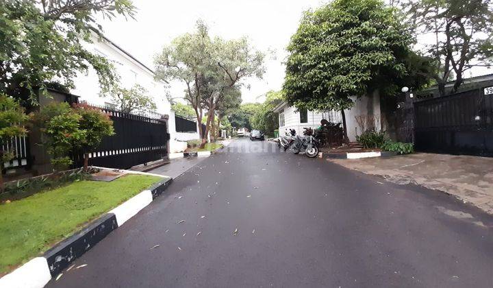 Patraland Kuningan Rumah Gaya Kolonial Lingkungan Tenang  2