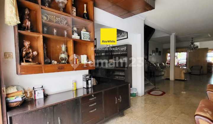 Menteng Old House Elite Location Near Sarinah Thamrin 2