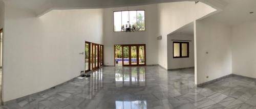 Rumah Besar di Bangka Kemang Dengan Kolam Renang Bebas Banjir 4