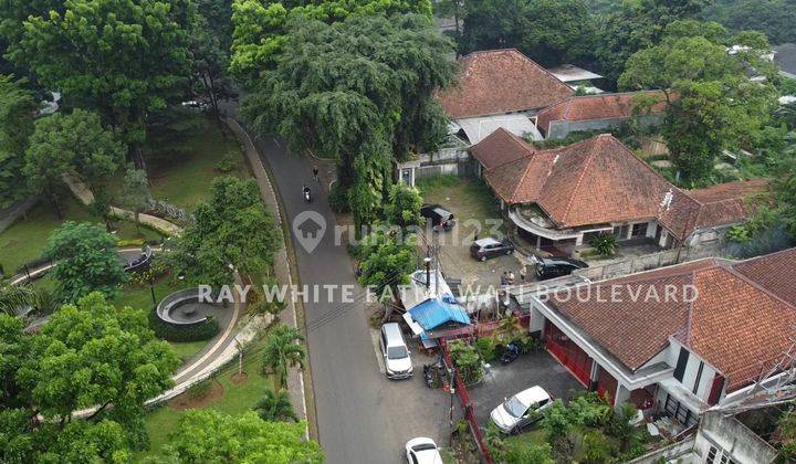 Bogor Rumah Lama Komersial Posisi Depan Taman Area Ramai Cocok Untuk Usaha 2