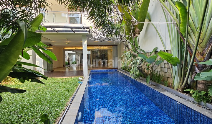 Kemang Timur Dalam Jakarta Selatan Rumah Gaya Resort Tropical Menawan Lokasi Tenang SHM