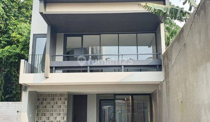 Kemang Jakarta Selatan New Townhouse Rumah Modern 3lt Ada Rooftop 1