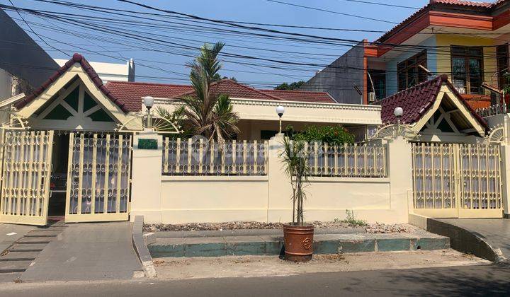 Cipete Rumah Apik Terawat Nan Adem Dekat Kemang Village 1