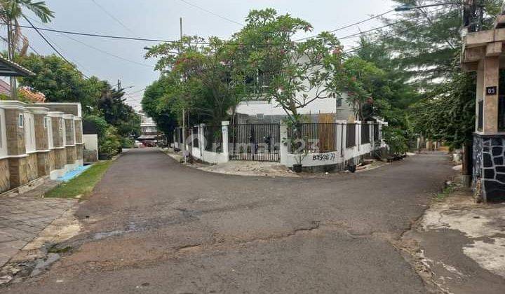 Rumah Terawat Lokasi area radio dalam, keb baru ,Deket Pondok Indah Jaksel 1