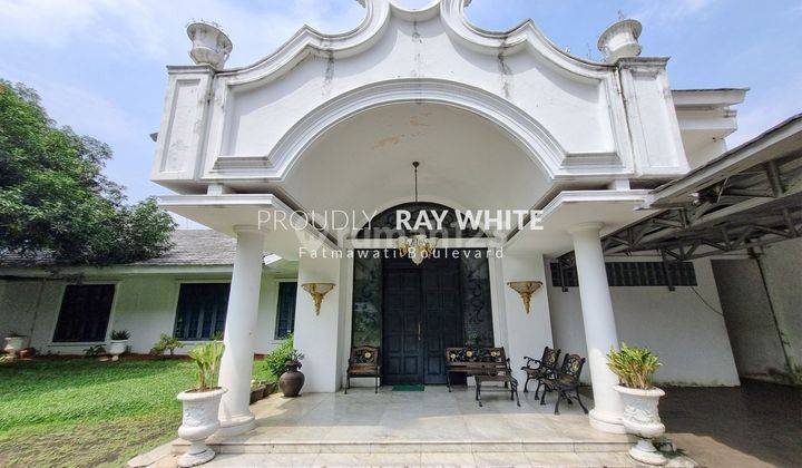 Rumah Gaya Klasik Kolonial Dgn Taman Luas Area Elite Kemang  2