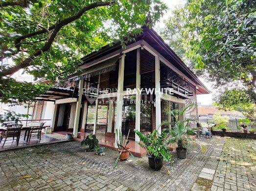 Cipete Selatan Rumah Bergaya Minimalist Dekat Mrt  2