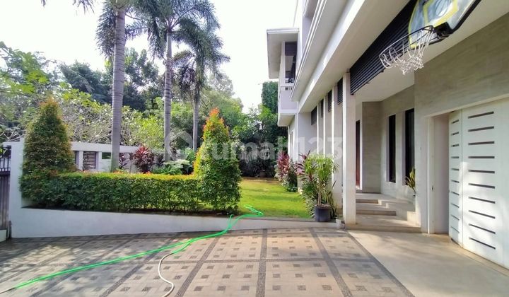 Kemang Dalam, South Jakarta, a Pleasant House Free from Flooding 2