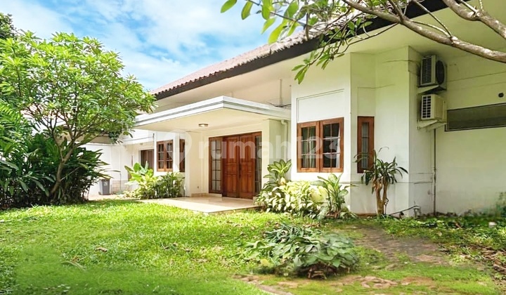 Rumah Nyaman Lokasi Premium Wijaya,kebayoran Baru