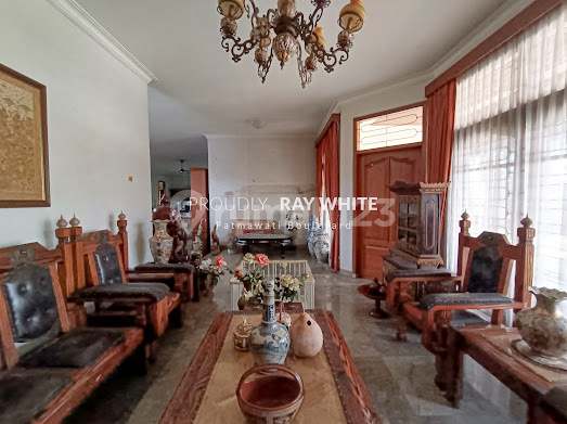 Cilandak, Rumah Hitung Tanah Row Jalan Lebar, Dekat Fatmawati 2