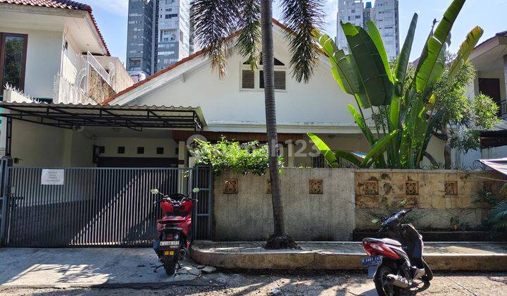 Rumah Asri Lingkungan Rapih Area Gandaria Tengah, Kebayoran Baru  1