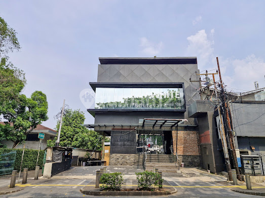Mini 3-Story Building, Strategic Location on Kemang Raya Street
