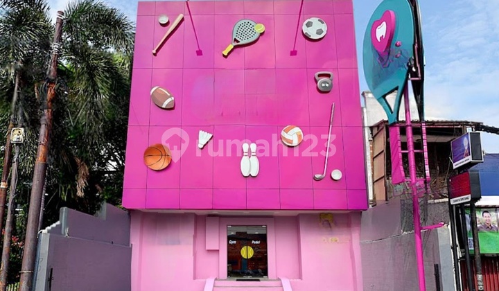 Mini Building 3Lantai dengan Rooftop dan Fasilitas Olahraga di Ampera