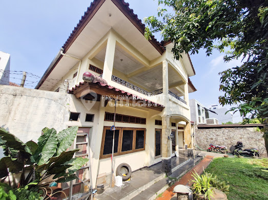 Rumah Terawat Di Area Premium Gaharu ,cipete Dekat Dengan Mrt 2