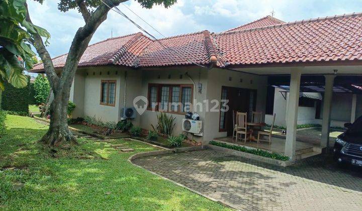 Rumah Asri Taman Luas Ada Pool Harga Murah Area Cirendeu 2