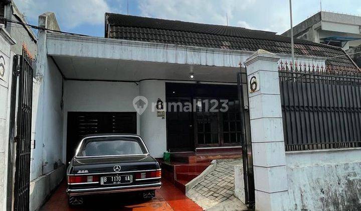 Rumah Asri 2 Lantai Area Nyaman di Jati Padang, Jakarta Selatan 2