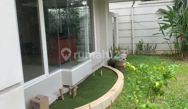Rumah Mewah Dan Besar Area Tenang Dan Exclusive Menteng 2