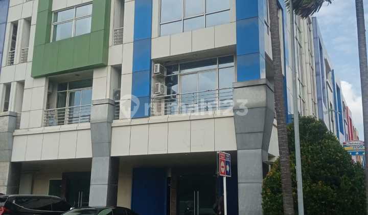 Rukan 4Lantai Huuk Dalam Komplek Gading Kirana Boutique Siap Pakai