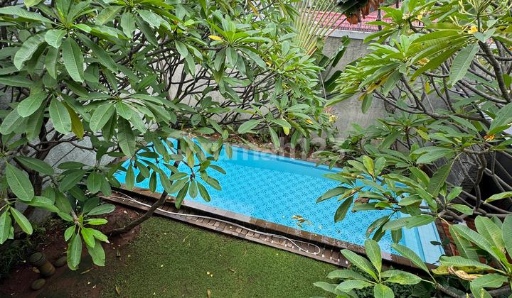 Minimalist Modern House in Gaharu Cipete Near MRT Minimalist Modern House in Gaharu Cipete Near MRT