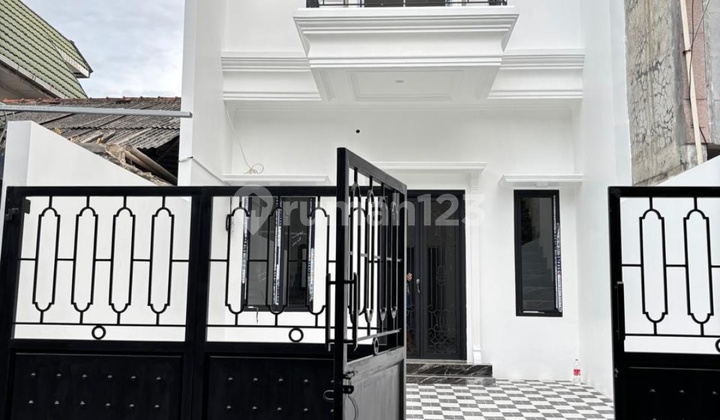 Rumah Mewah Ciledug Pasar Lembang bisa KPR Bank 1