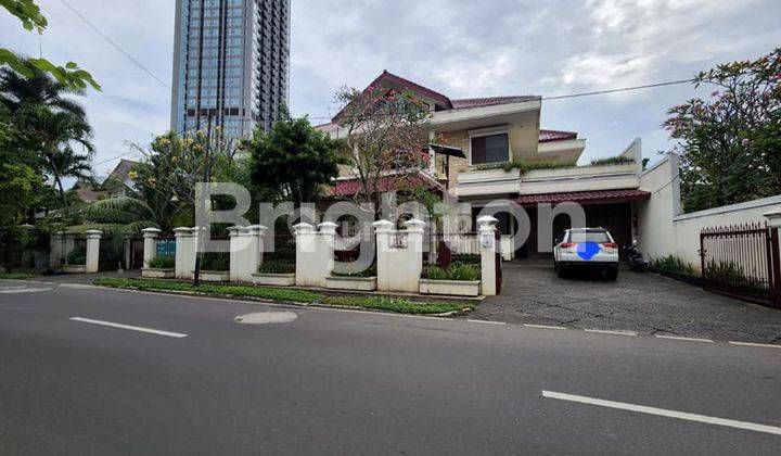 RUMAH MEWAH MEGAH DAN TERAWAT SIAP HUNI DI CILANDAK 1