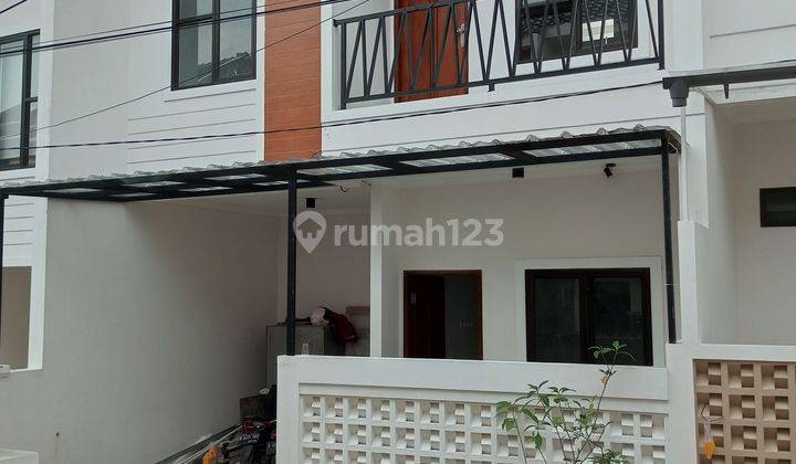 Rumah minimalis area Bintaro sektor 3 1