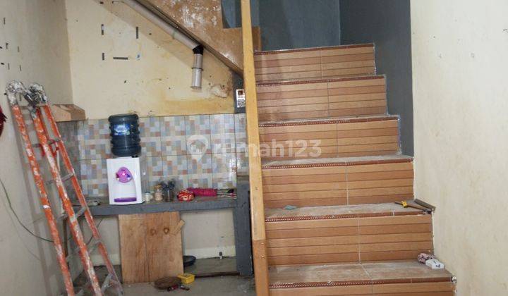 Rumah murah komplek kimia Farma ciledug 4