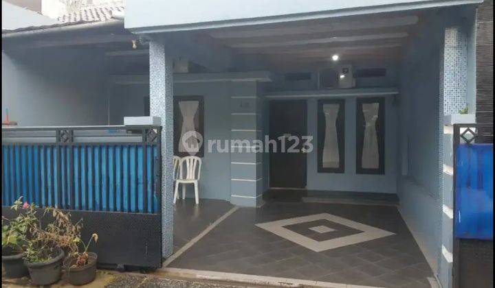 Rumah minimalis di larangan kota Tangerang  1