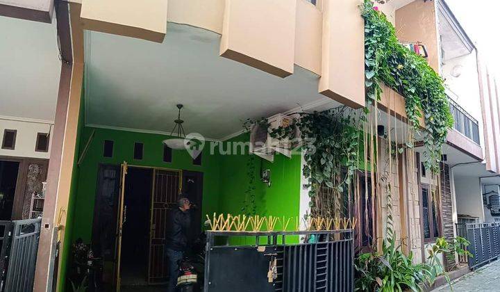 Rumah murah dalam cluster Petukangan jakarta selatan  2