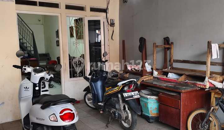 Sell Cheap House Meruya West Jakarta