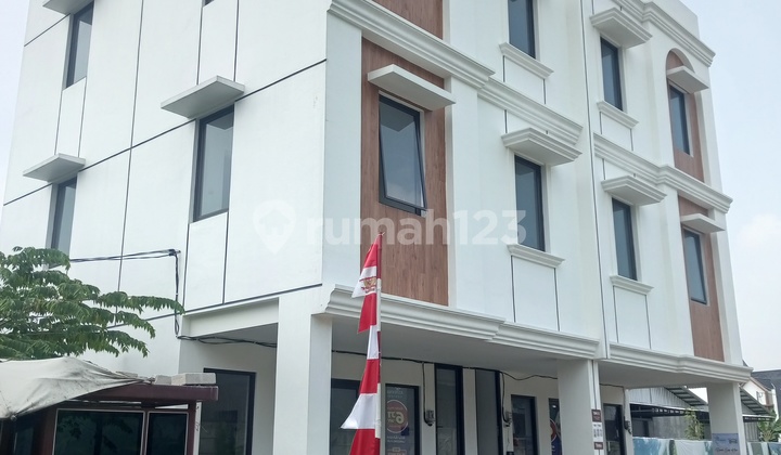 Kost 3 Lantai Area Bsd Baru Siap Huni 
