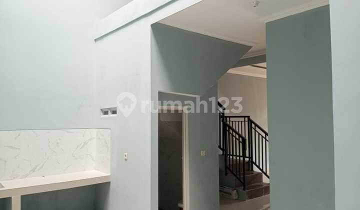 Cluster Minimalis Ulujami Jakael 2