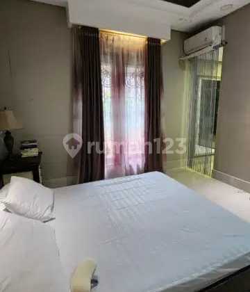 For Rent Beautiful House Ready to Occupy in Tanjung Duren, West Jakarta 2