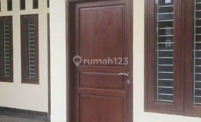 Rumah di Utan Kayu Pramuka Matraman Jakarta Timur  1