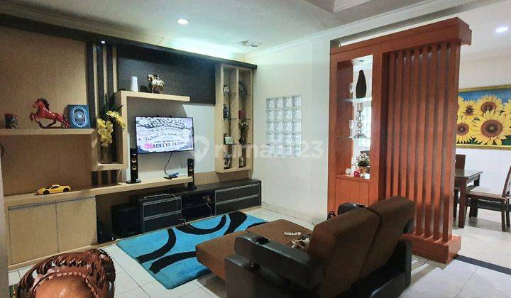 Rumah 2 Lantai Bagus Siap Huni Furnished Kota Wisata Cibubur  2