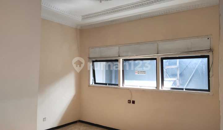 Disewakan Rumah Strategis di Tebet Utara, Tebet, Jakarta Selatan 2