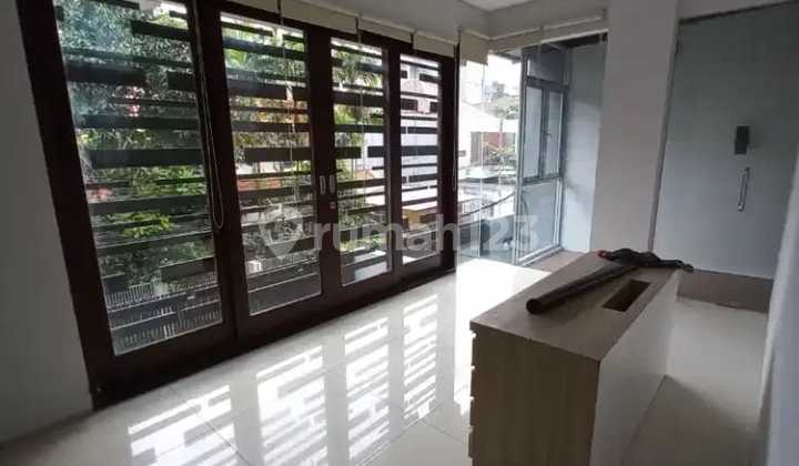 Disewakan Rumah Mewah Di Kebayoran Baru Jakarta Selatan 2