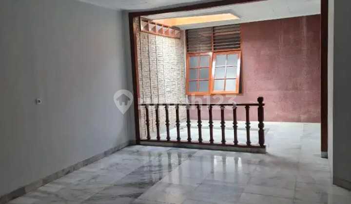 Disewakan Rumah Di Otista Cipinang Cempedak Kebon Nanas Jakarta Timur Disewakan Rumah Di Otista Cipinang Cempedak Kebon Nanas Jakarta Timur