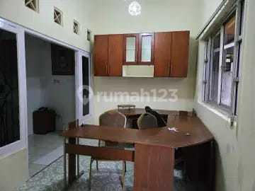 Disewakan Rumah Tinggal atau Kantor di Pejaten Pasar Minggu Jaksel