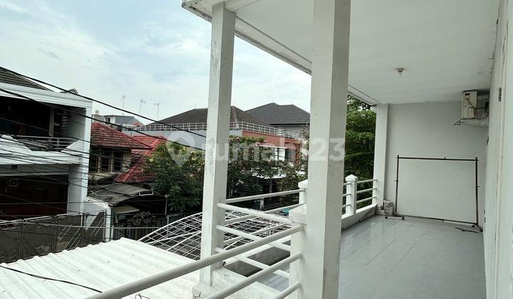 For Sale Beautiful Well-Maintained House in Tebet Barat, Tebet, South Jakarta 2