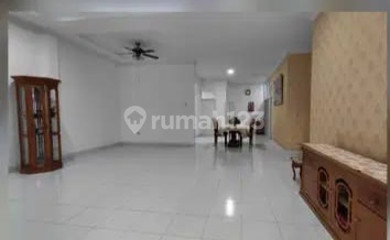 Disewakan Rumah Pulomas, Kelapa Gading, Jakarta Utara 2