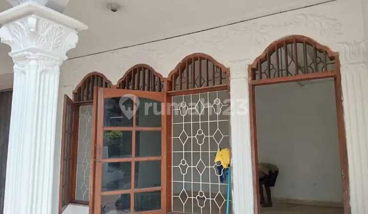 Disewakan Rumah Banyak Kamar di Cempaka Putih Jakarta Pusat Disewakan Rumah Banyak Kamar di Cempaka Putih Jakarta Pusat