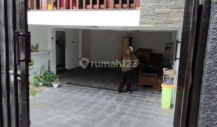 Rumah 2 Lantai Bagus Jatipadang Pasar Minggu Jakarta Selatan  1