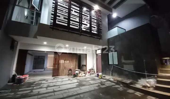 Disewakan Rumah Mewah Di Kebayoran Baru Jakarta Selatan