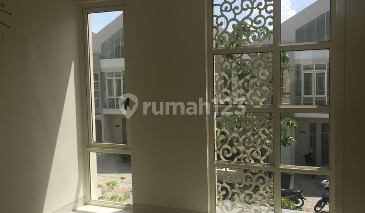 Rumah Siap Huni Grand Island Zimbali Costa Pakuwon City 2